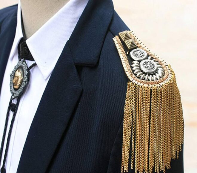 Shoulder Epaulettes vs Standard Accessories: What’s the Difference?